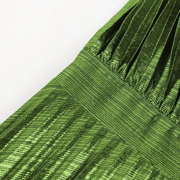 One-Shoulder Green Maxi Dress - Picture 4 of 4